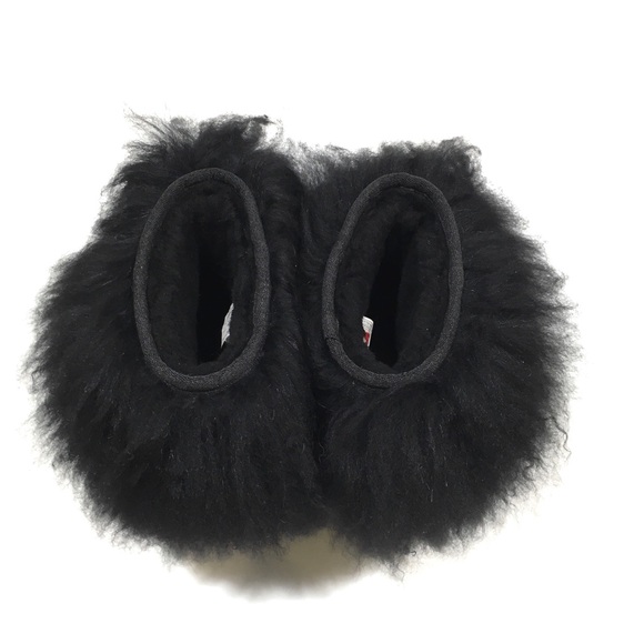 UGG MONGOLIAN CLASSIC SHORT SHEEPSKIN CUFF BOOTS -BLACK SUEDE -WOMENS US 5 -NEW - Picture 8 of 10